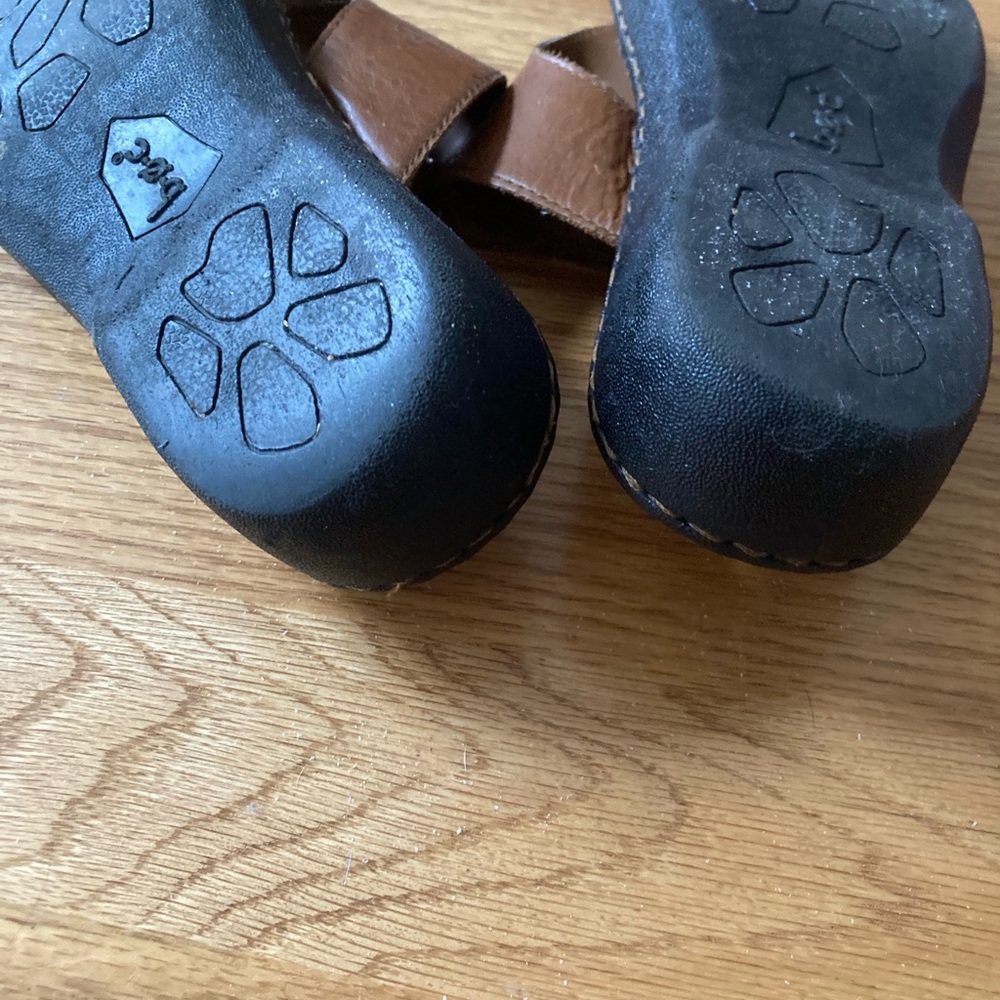 BOC Sandals - Picture 2 of 3